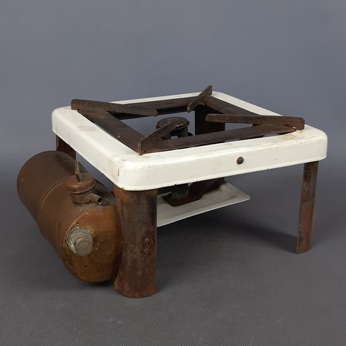 Ancien réchaud pétrole - ancien,