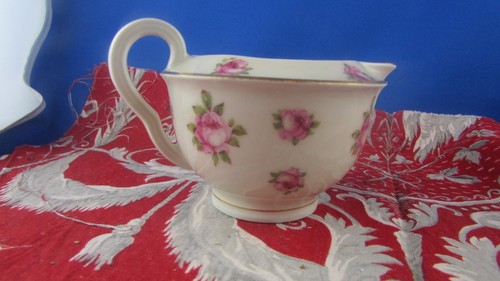 Ancien petit pot - ancien,