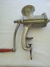 HACHOIR A VIANDE VINTAGE  GRAND MODELE 10