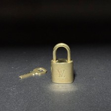 Cadenas LOUIS VUITTON avec