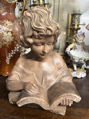Buste jeune fille qui - fille, lit