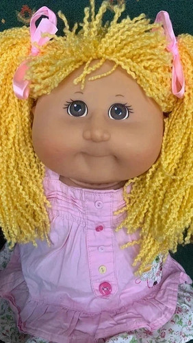 Petite fille adopter - petite, à