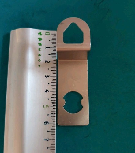 Fixation aluminium pour - fixation,