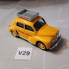 RENAULT 4CV taxi japonais -