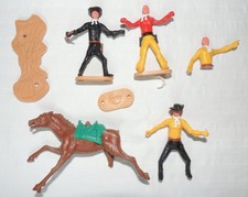 lot cowboys Cherilea Toys -