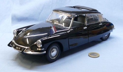 Solido prestige réf 8035 - prestige, 1/18
