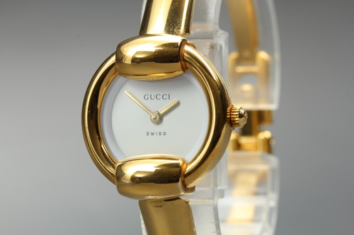 Presque comme neuve montre - comme, neuve]