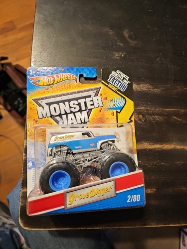 Hot wheels monster - jam, grave