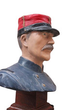 Buste  d'un Soldat Français
