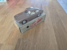 Solido n° 125 ALFA-ROMEO 2600 en boîte  1/43 de 1963