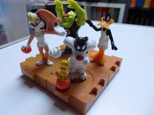 Happy meal mcdonald - mcdonald's,