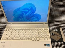 Sony Vaio PCG-71311N White Core i7-M620 2.67GHz RAM 8Go SSD 500Go Win 11 Pro