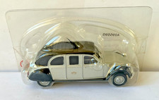 VOITURE CITROEN 2CV LIMOUSINE