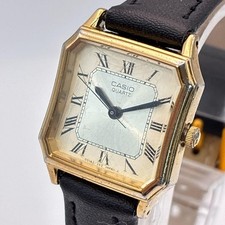 Montre vintage femme romaine