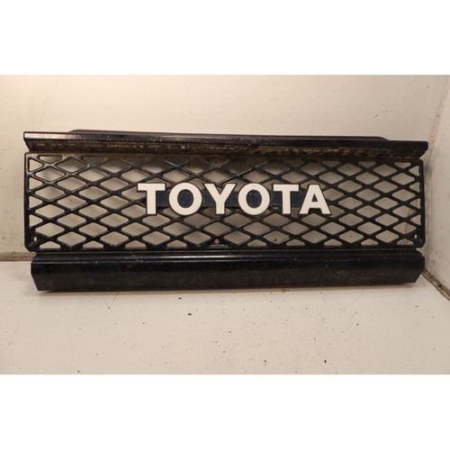 Calandre toyota land cruiser - toyota,