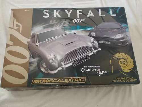 Circuit aston martin db5 - circuit,