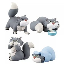 Lot de 4 mini figurines