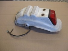 Garde boue arrière + feu pour