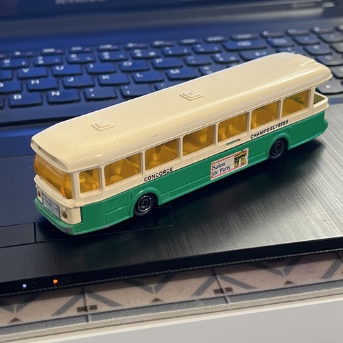 Autobus parisien majorette - parisien,
