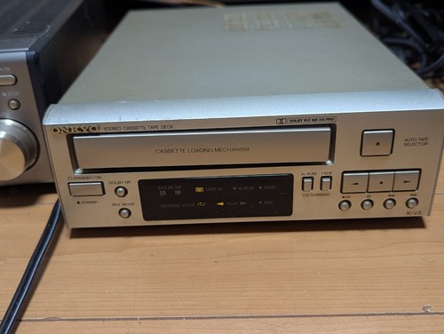 Onkyo stereo cassette - onkyo, k-v3