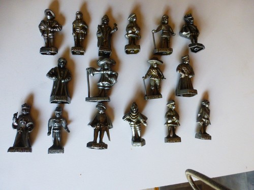 Lot figurine starlux - 16,