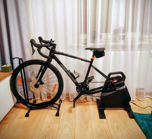 Smart bike trainer - smart,