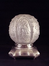 CHERRIER & BESNUS : VEILLEUSE ART DÉCO BRONZE NICKELÉ & GLOBE VERRE PRESSE 1930