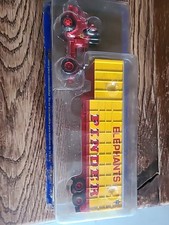 vehicules miniatures cirque pinder