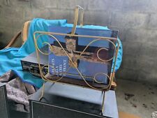 porte revue vintage doré