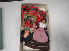 CA254 ANCIENNE POUPEE LE MINOR