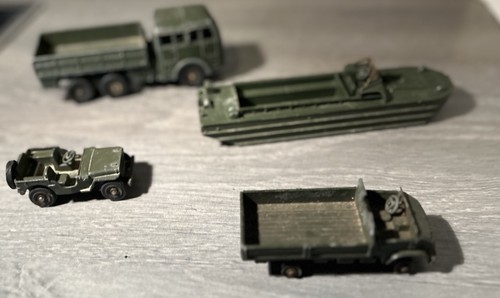 Anciens camions militaires - anciens,