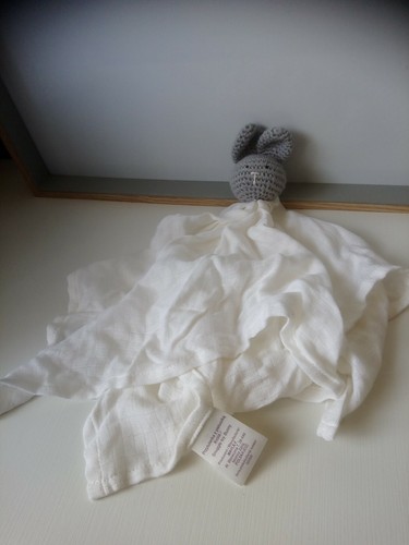 Doudou plat lapin tricot gris