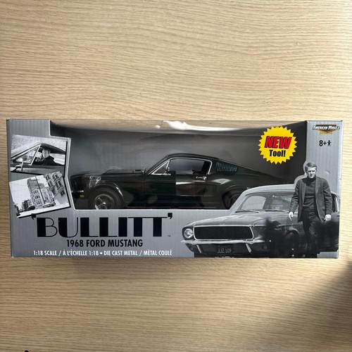 1968 ford mustang - 1/18, (green)