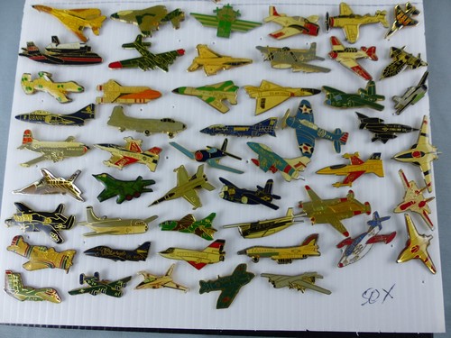 Lot pin s avions - 50, pin's