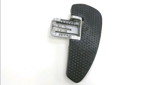 Repose pieds arriere droit bmw - repose,