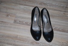 chaussure escarpins à talon noir tamaris taille 39