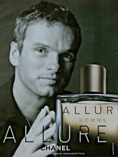 PUBLICITÉ DE PRESSE 2001