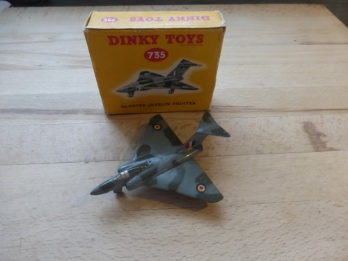 Dinky toys 735 chasseur - 735,