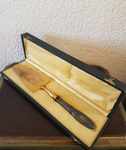 Ancien coffret pelle - a, tarte