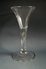 ANCIEN VERRE À VIN DU 18ÈME