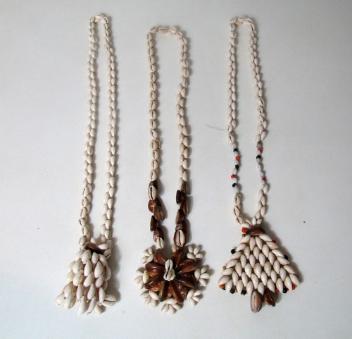 Colliers coquillages - colliers,