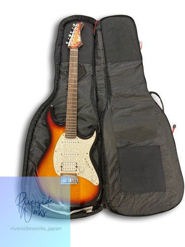 Guitare électrique type - de,