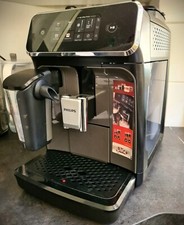 Philips Series 2200 EP2334/10 230V Machine Expresso à Café en Grains - Noir Mat