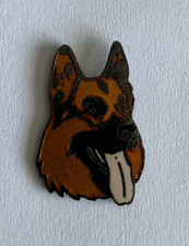 48 - Pin's CHIEN BERGER  ALLEMAND