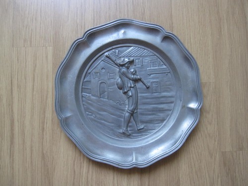 Lot assiettes anciennes - lot,