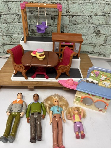 Fisher-Price Loving Family Lot