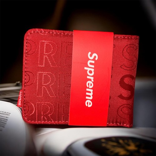 Supreme wallet rouge - ❤️,