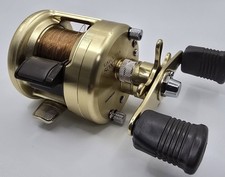 Moulinet droit Shimano