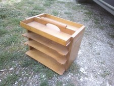 présentoir ou caisse a outils