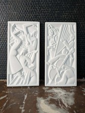 lot 2  Bas-relief Art déco